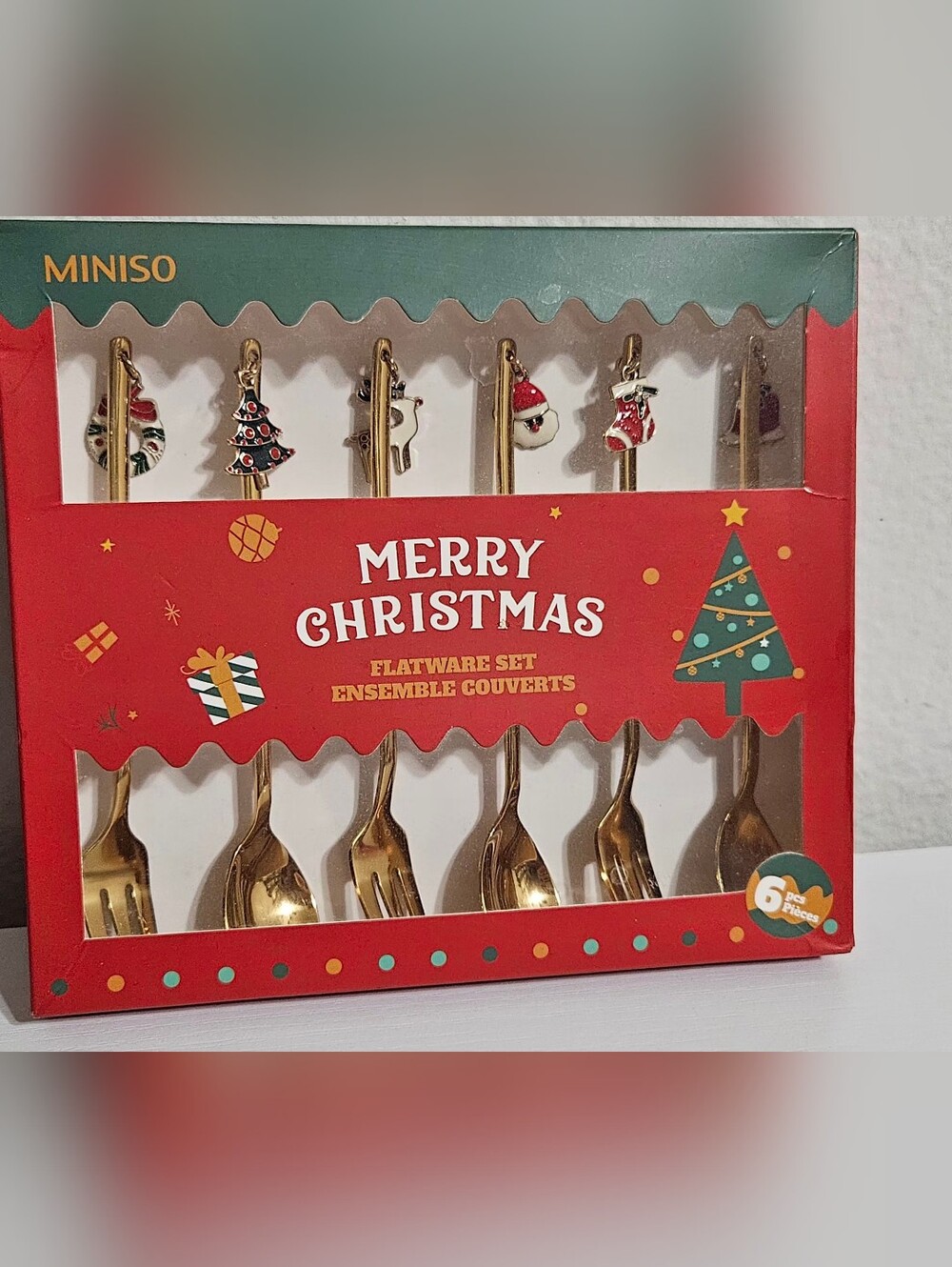 MINISO Gold Christmas Flatware Set - Festive 6-Piece